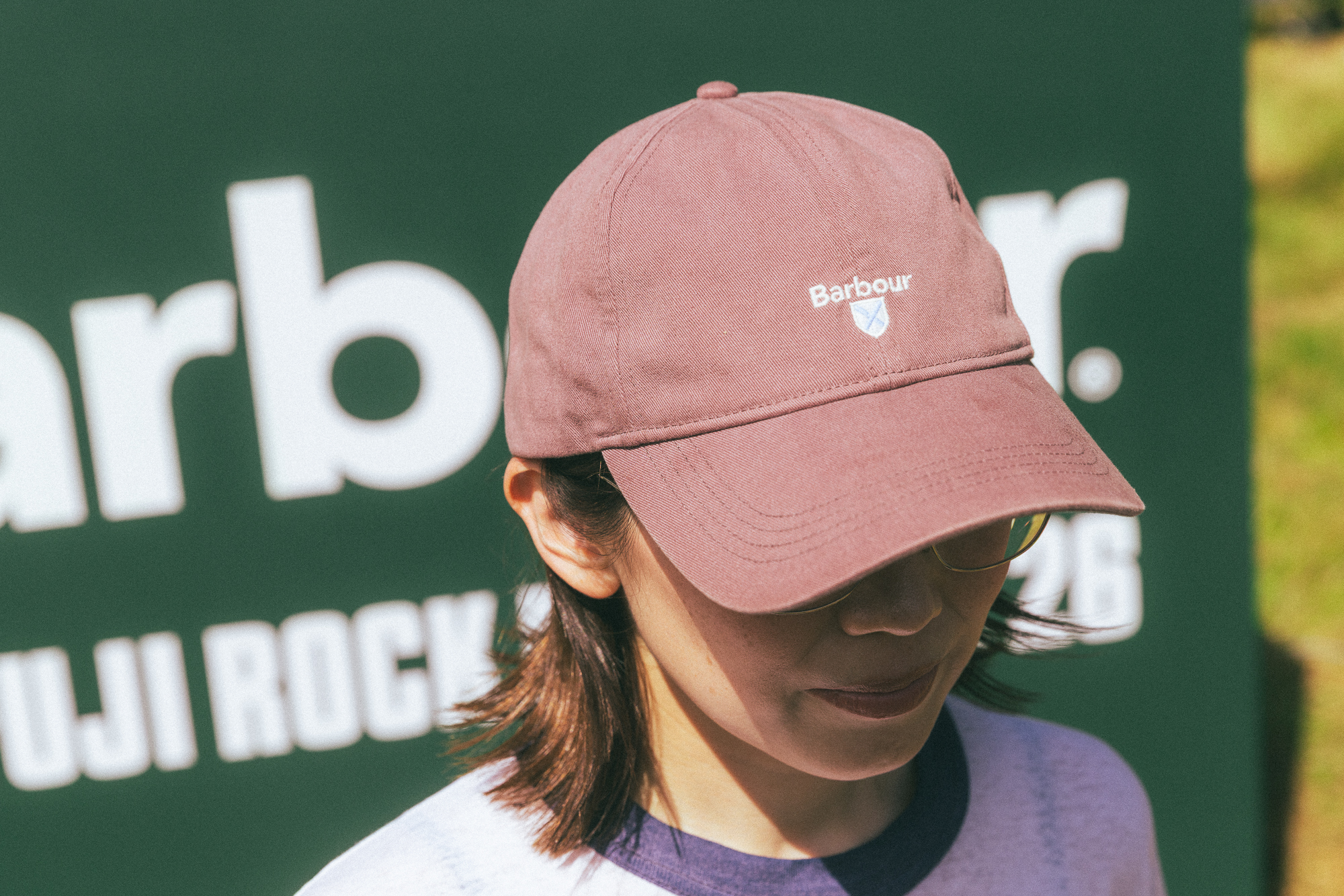 624352017216700876 バブアーがフジロック初参戦！ 苗場で出会う“夏のバブアー” ブースレポート＆アーティストスナップ